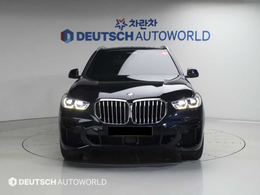 BMW X5 — photo 03