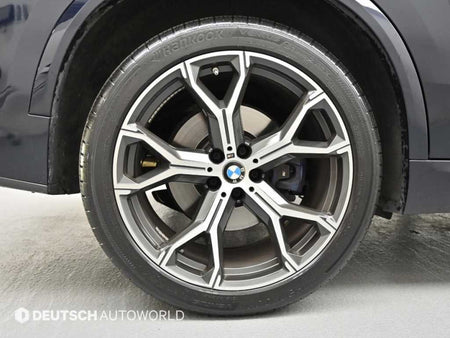BMW X5 — photo 05
