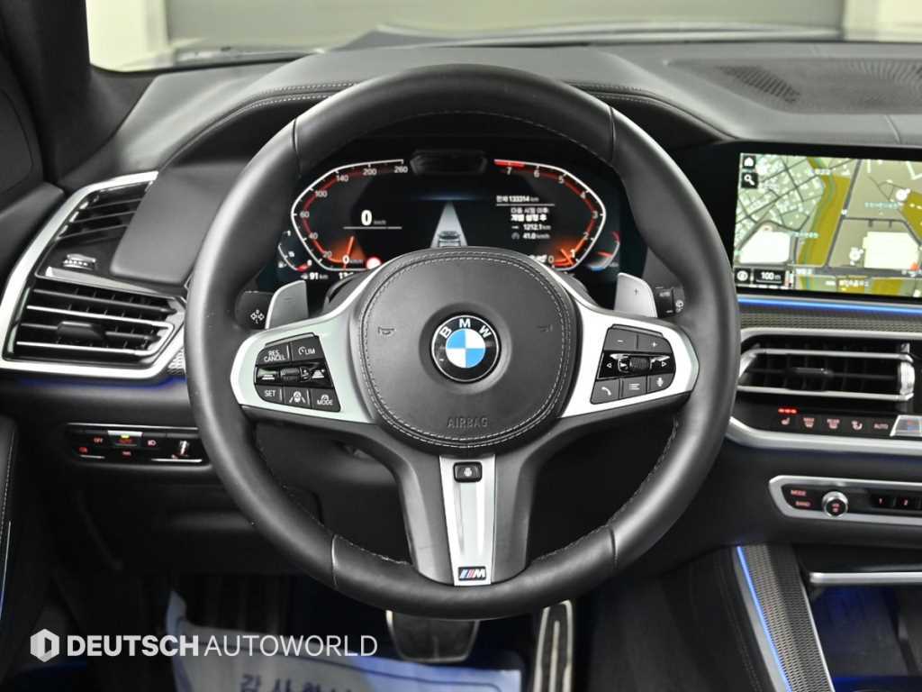BMW X5 — photo 13