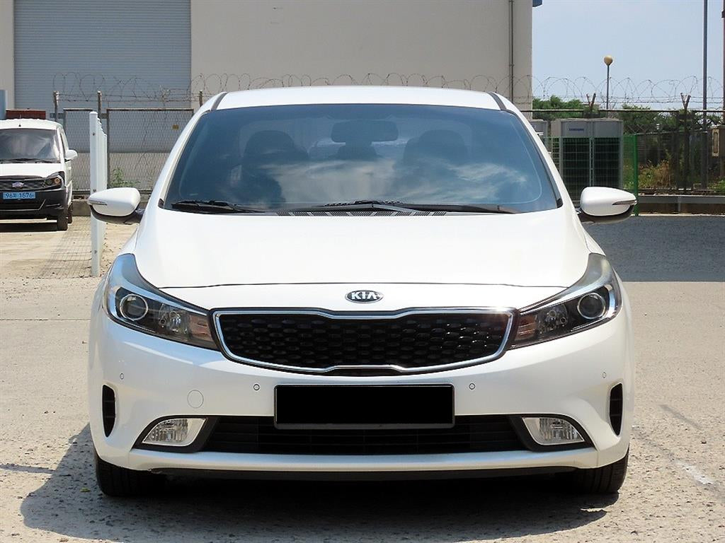 Kia K3 — photo 01