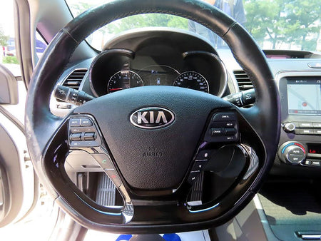 Kia K3 — photo 08