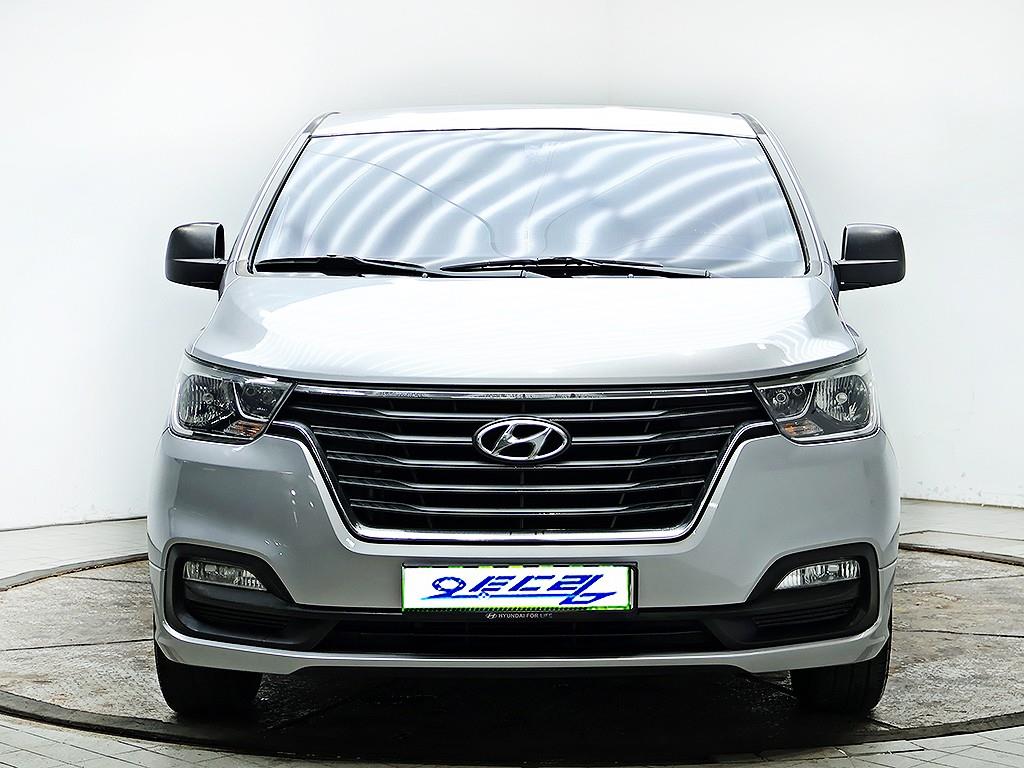 Hyundai Starex — photo 01