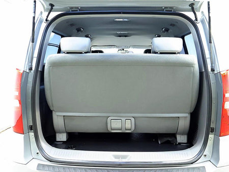 Hyundai Starex — photo 18