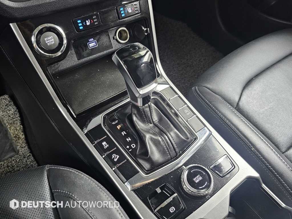 KGM KORANDO — photo 09