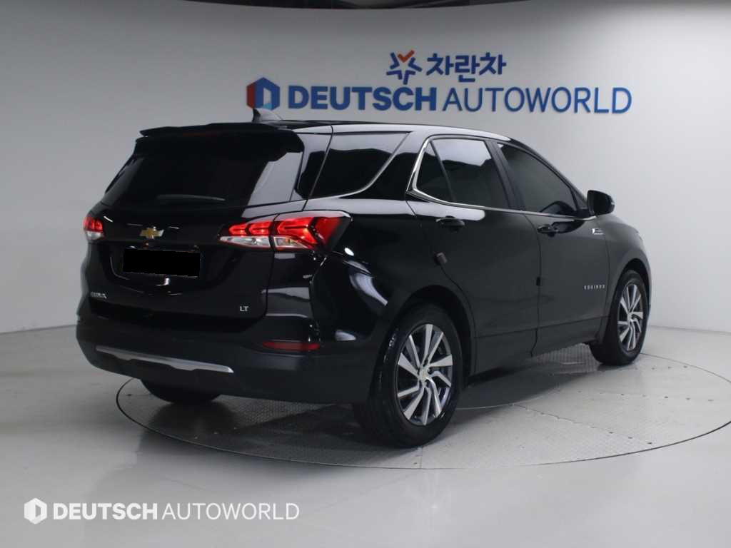 CHEVROLET Equinox — photo 02