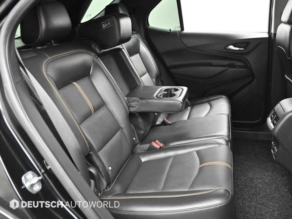 CHEVROLET Equinox — photo 12