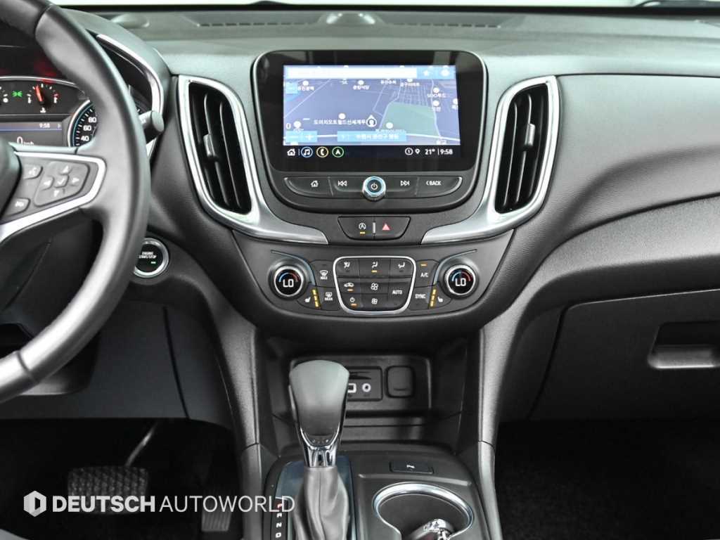 CHEVROLET Equinox — photo 14