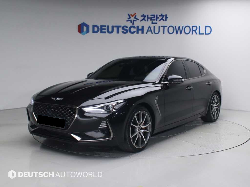 Genesis G70 — photo 01
