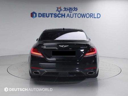 Genesis G70 — photo 04