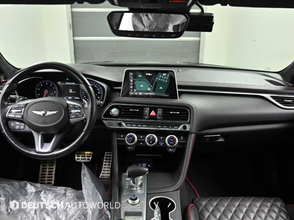 Genesis G70 — photo 07