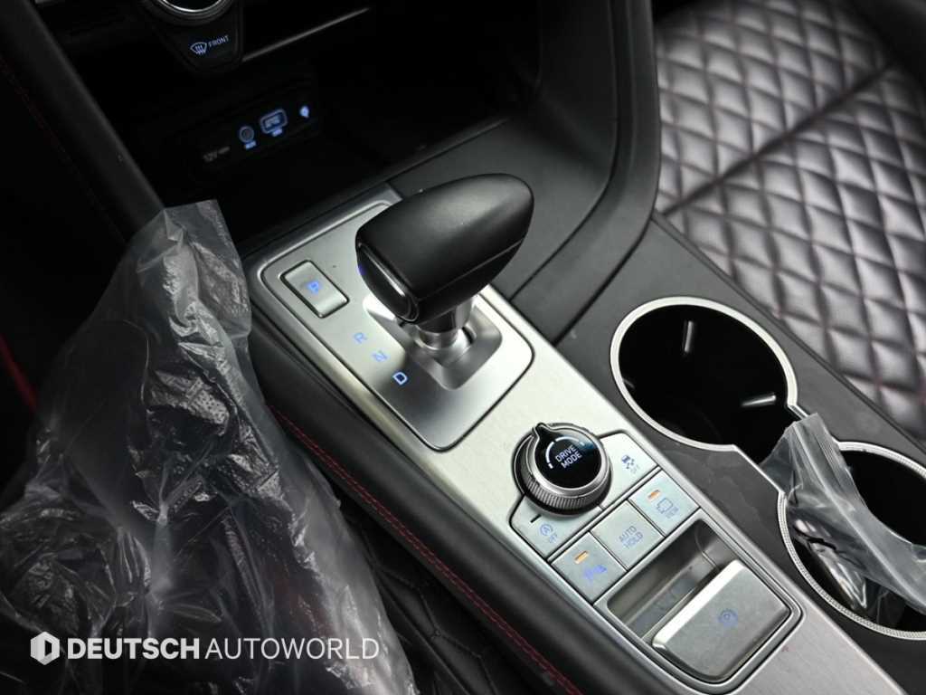 Genesis G70 — photo 09