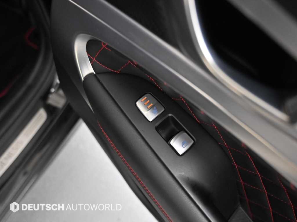 Genesis G70 — photo 16