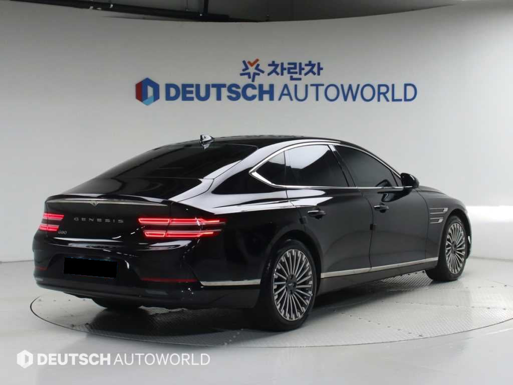 Genesis G80 — photo 02