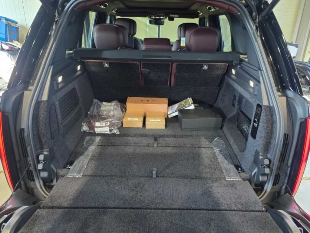 Land Rover Range Rover — photo 14