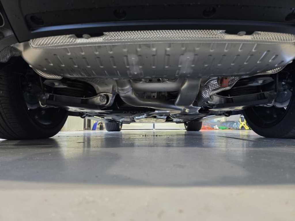 Land Rover Range Rover — photo 16