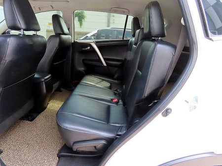 Toyota RAV4 — photo 06