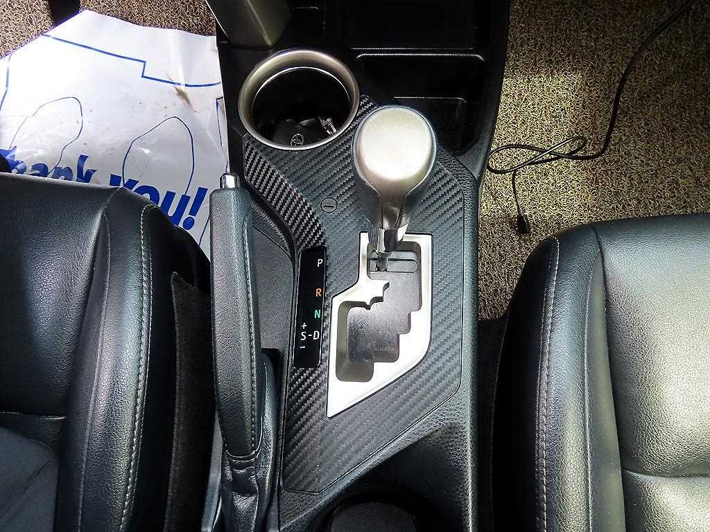 Toyota RAV4 — photo 10