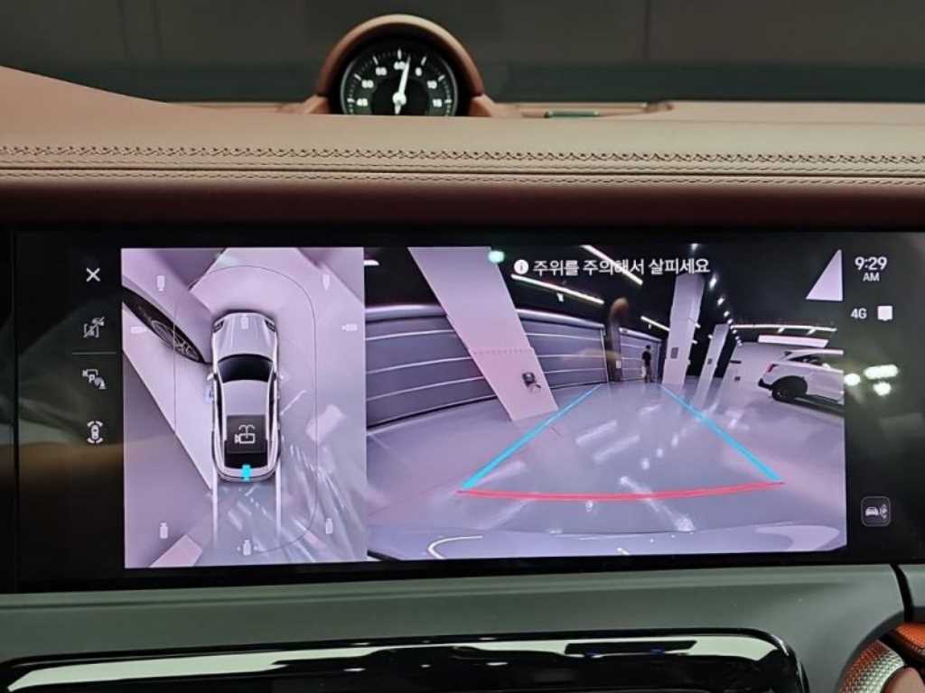 Porsche Panamera — photo 12