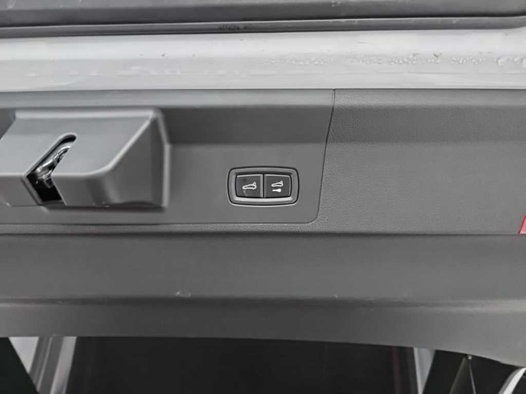 Porsche Panamera — photo 18