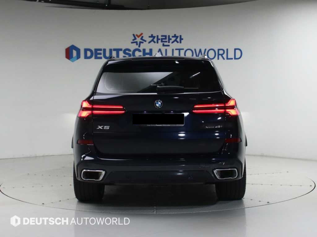 BMW X5 — photo 04