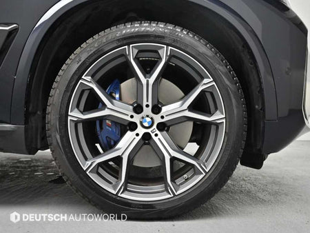 BMW X5 — photo 06
