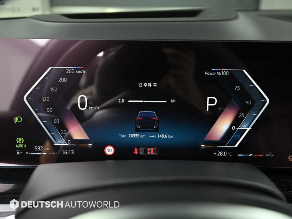 BMW X5 — photo 09