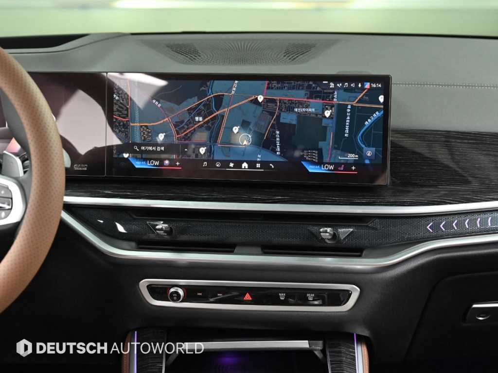 BMW X5 — photo 15