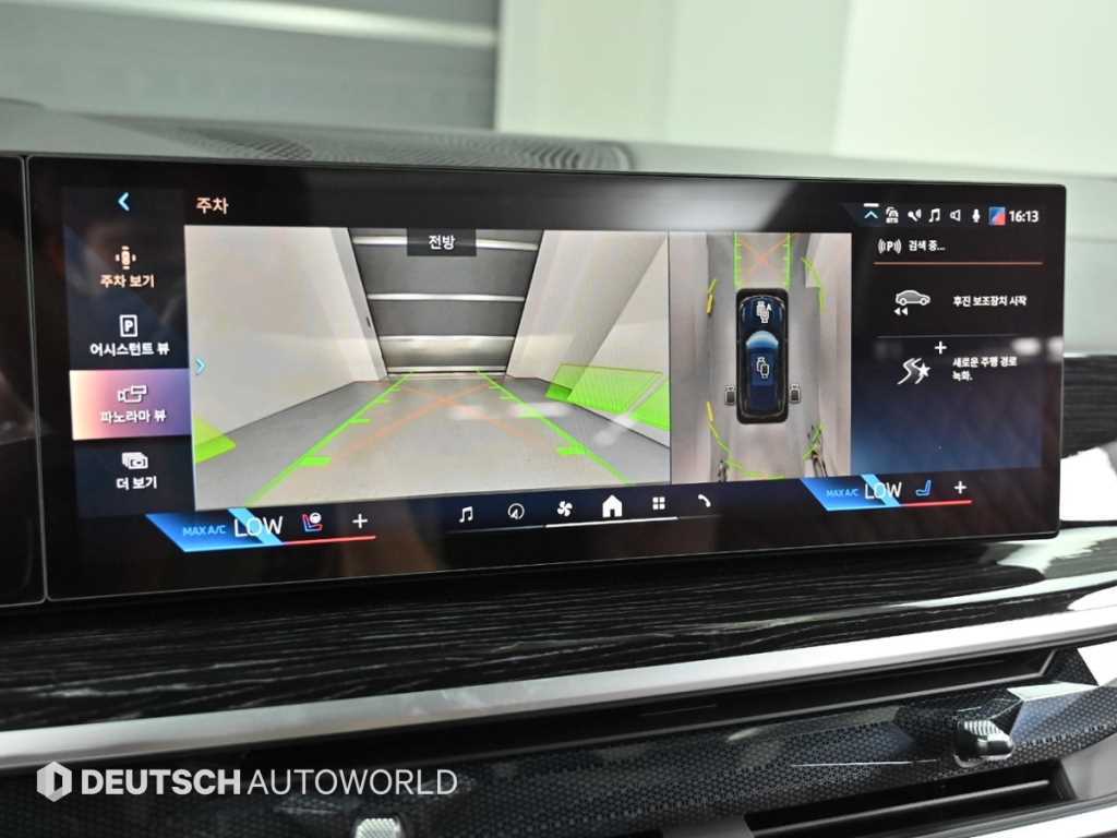 BMW X5 — photo 17