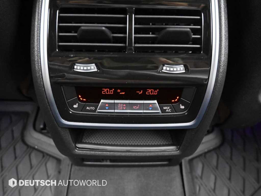 BMW X5 — photo 19