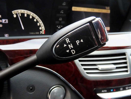 Mercedes-Benz S-Class — photo 10