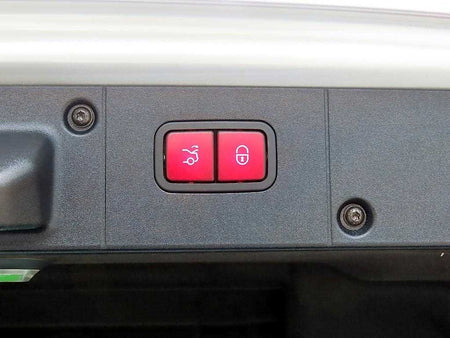 Mercedes-Benz S-Class — photo 16
