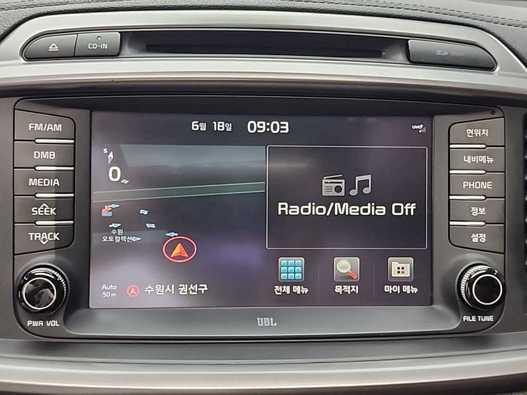 Kia Sorento — photo 16
