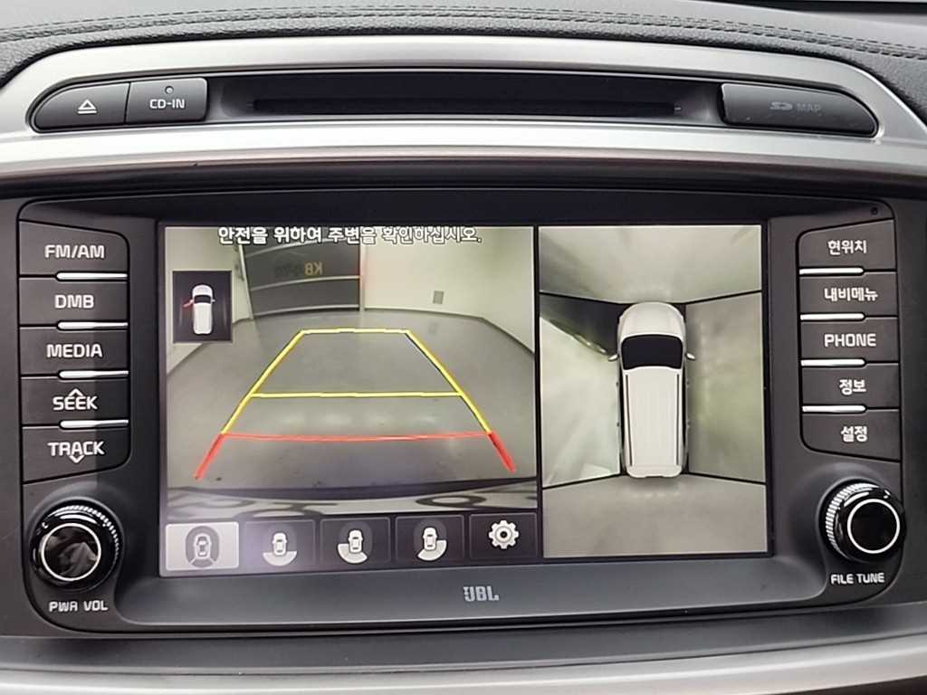 Kia Sorento — photo 17