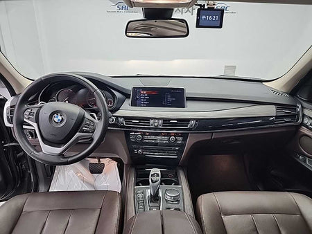BMW X5 — photo 07