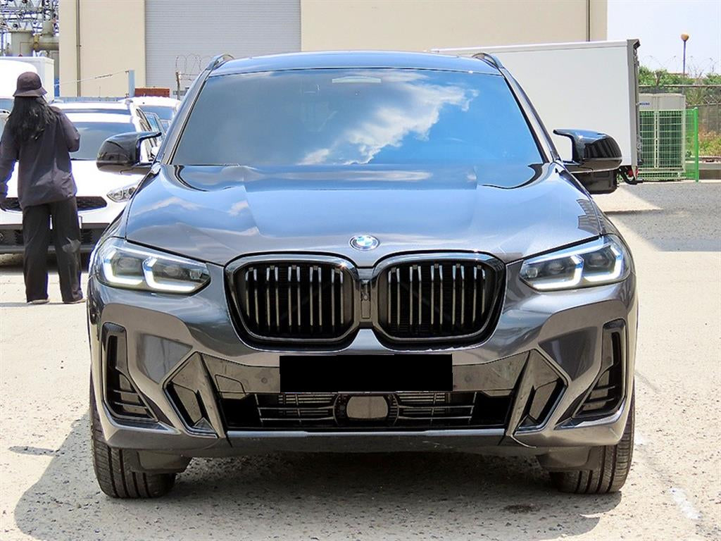 BMW X4 — photo 01
