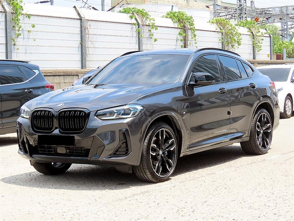 BMW X4 — photo 02