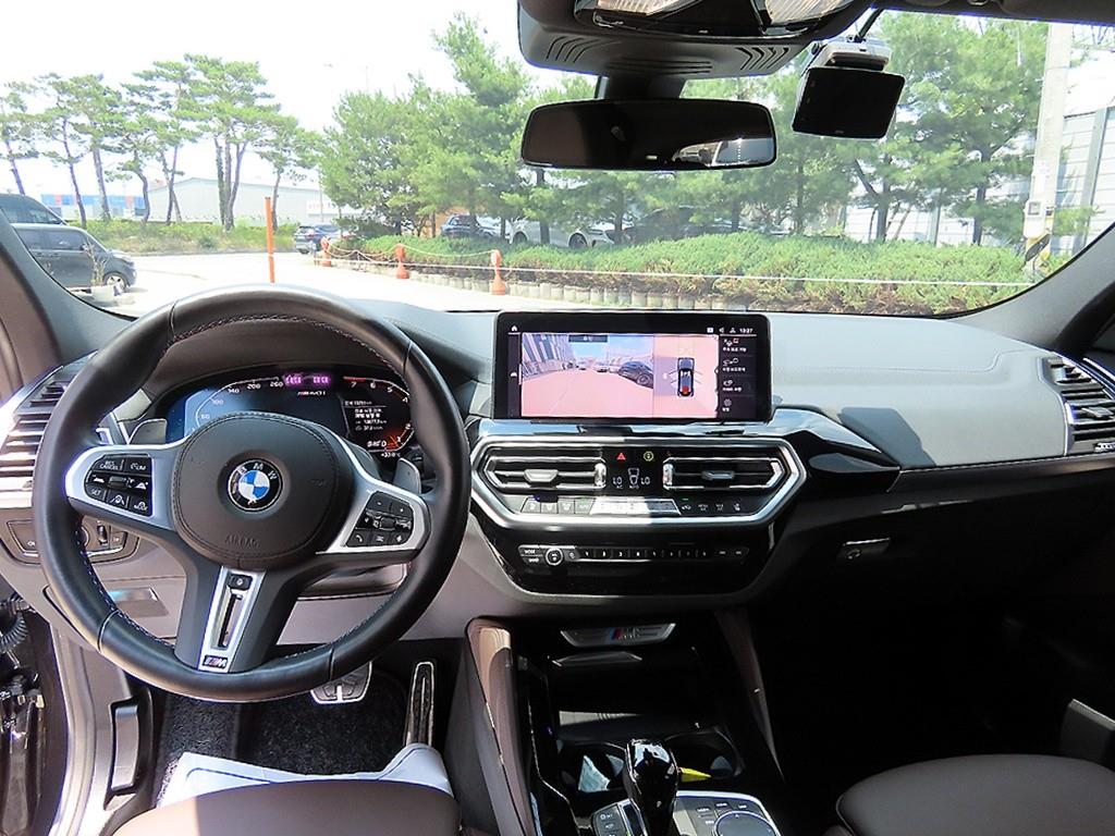 BMW X4 — photo 07