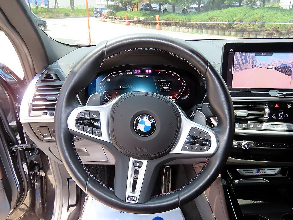 BMW X4 — photo 08