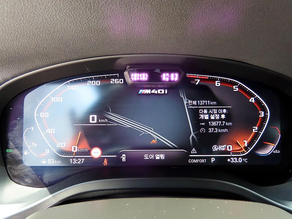 BMW X4 — photo 09