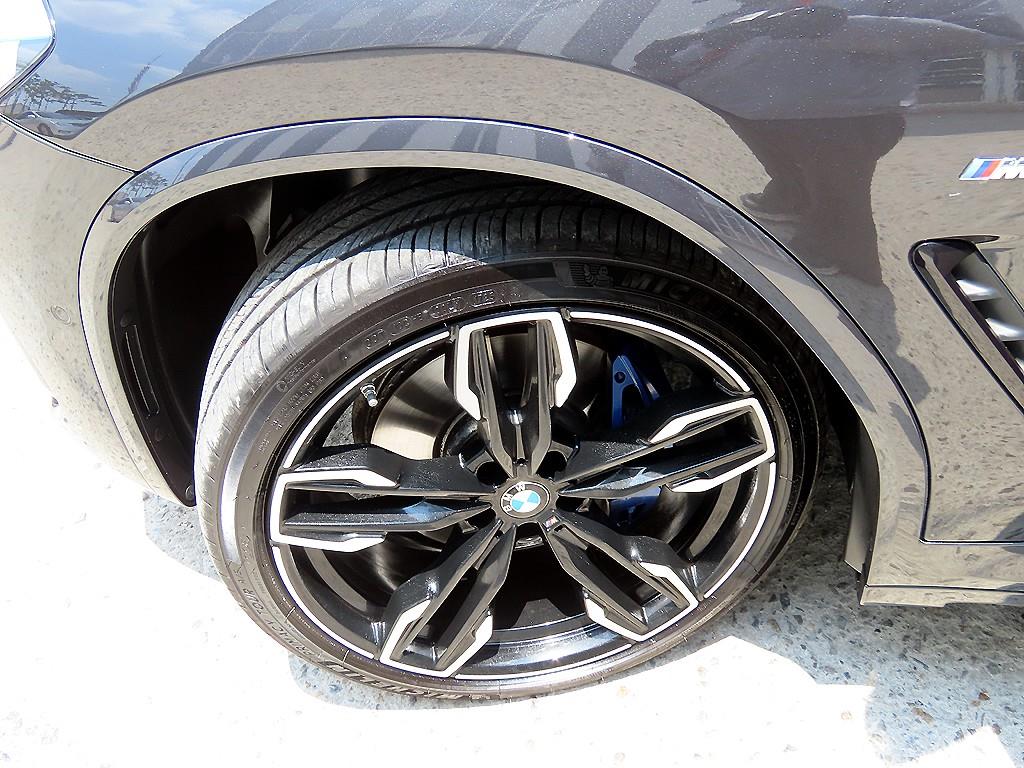 BMW X4 — photo 20