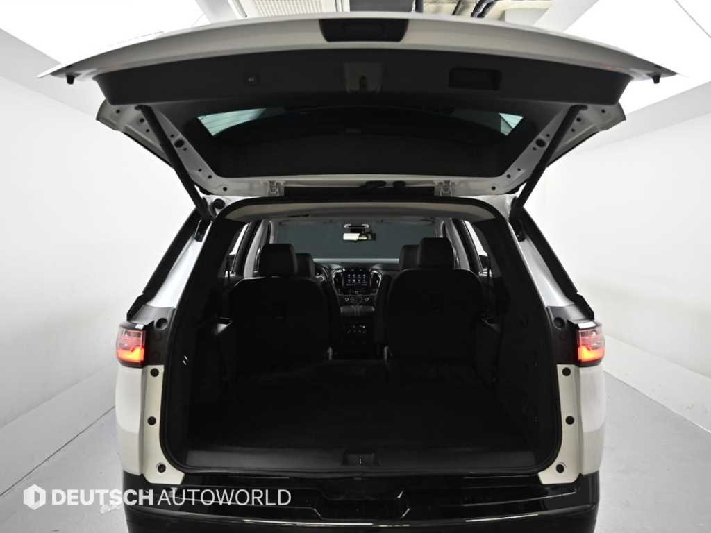 CHEVROLET Traverse — photo 19