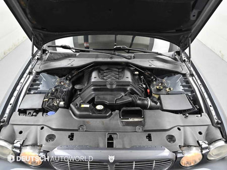 Jaguar XJ-8 — photo 06