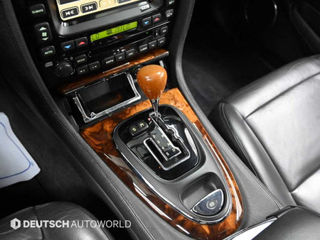 Jaguar XJ-8 — photo 09