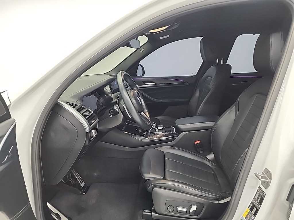 BMW X3 — photo 11
