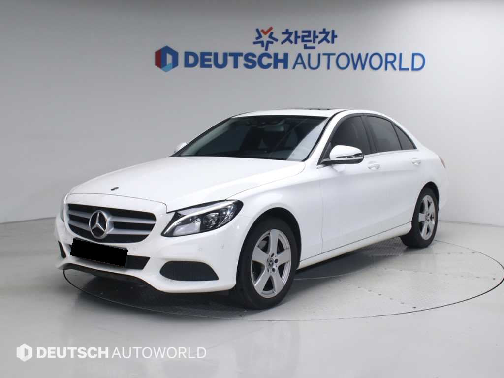 Mercedes-Benz C-Class — photo 01