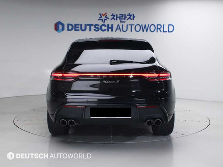 Porsche Macan — photo 04