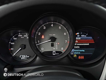 Porsche Macan — photo 08