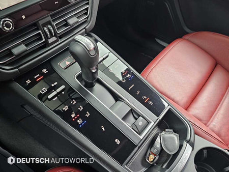 Porsche Macan — photo 09