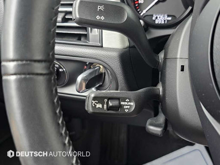 Porsche Macan — photo 17