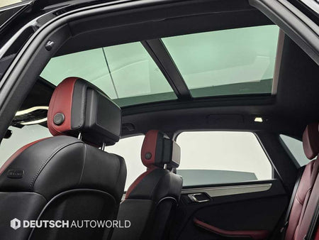 Porsche Macan — photo 18